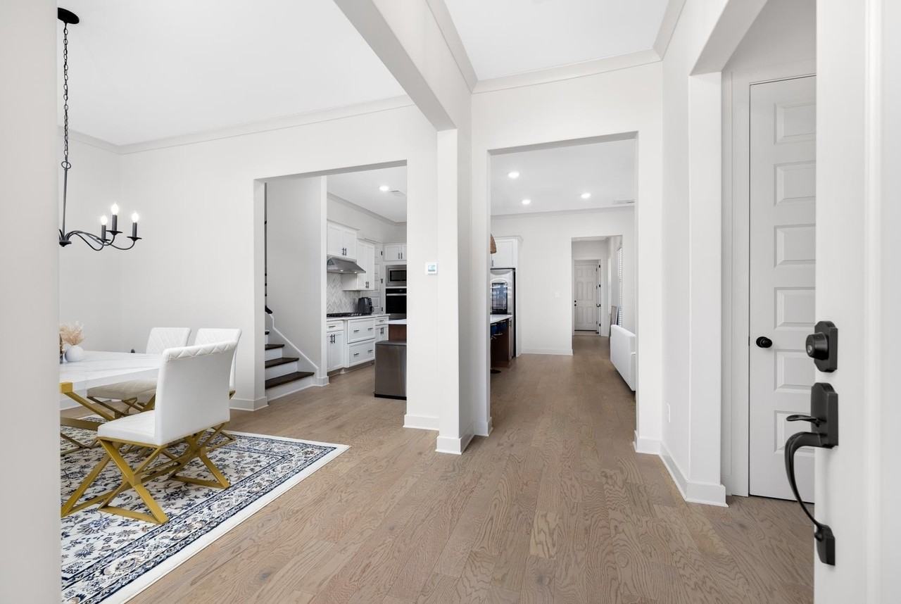 5628 Gerber Rd - Photo 5 of 40