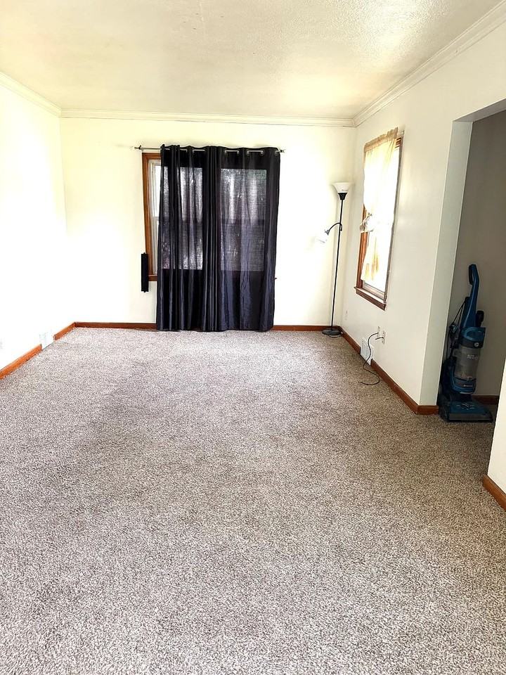 1808 Vine St #1 - Photo 4 of 22