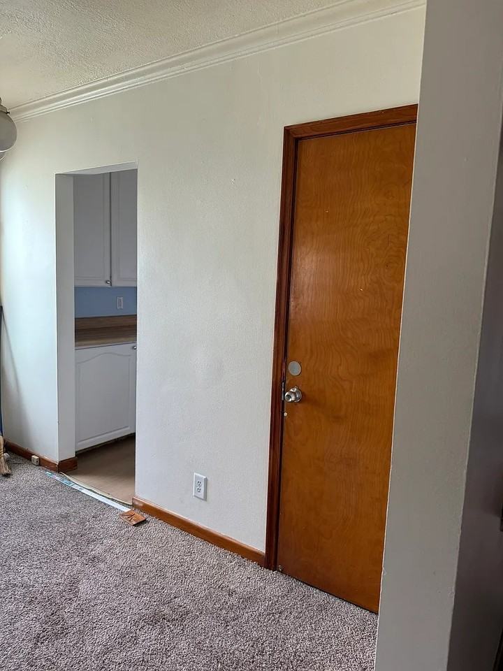 1808 Vine St #1 - Photo 5 of 22