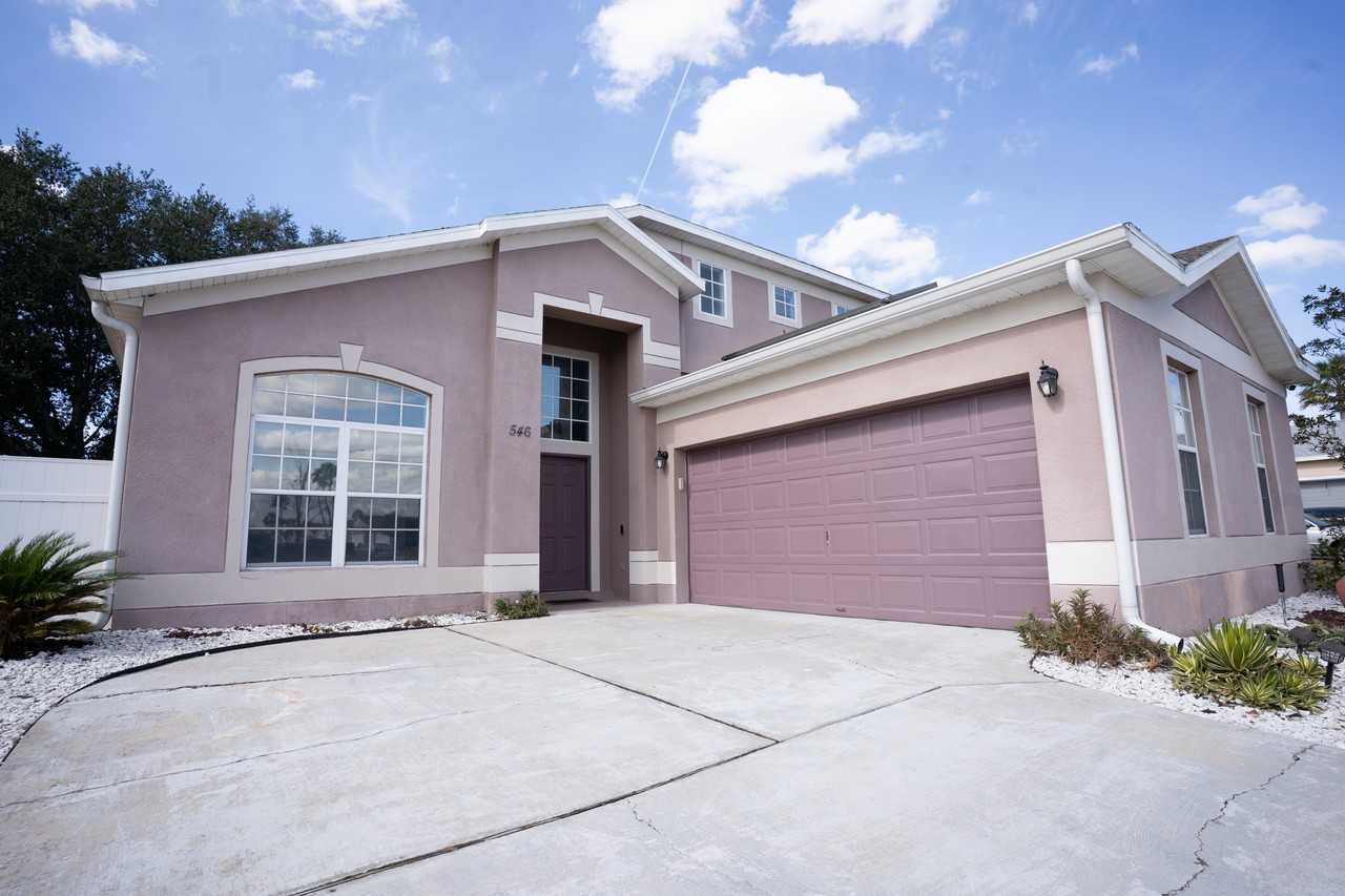 546 Bloomingdale Dr #1 - Photo 3 of 10