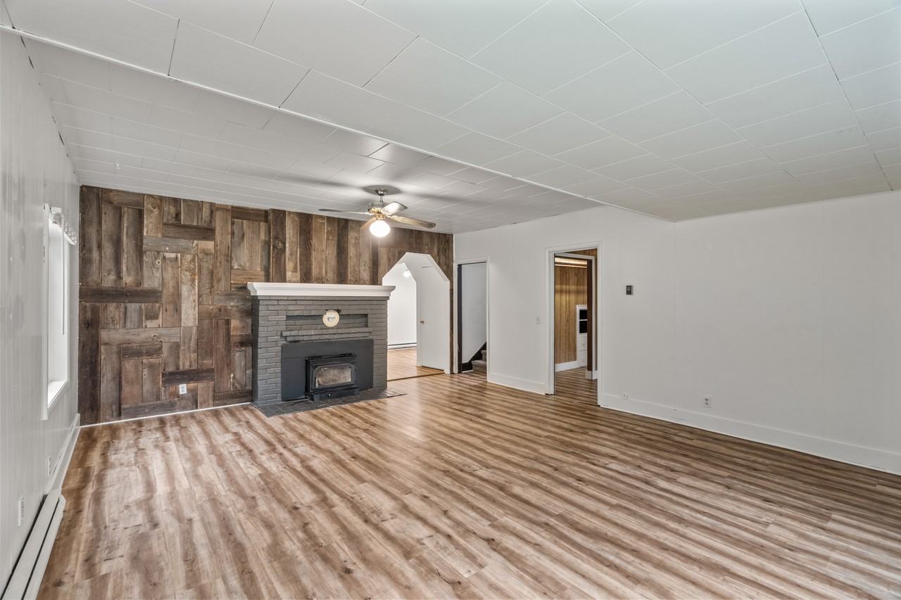 117 W Benthein Rd #1 - Photo 3 of 36