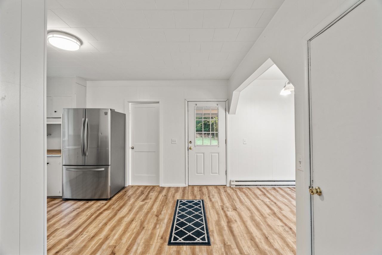 117 W Benthein Rd #1 - Photo 6 of 36