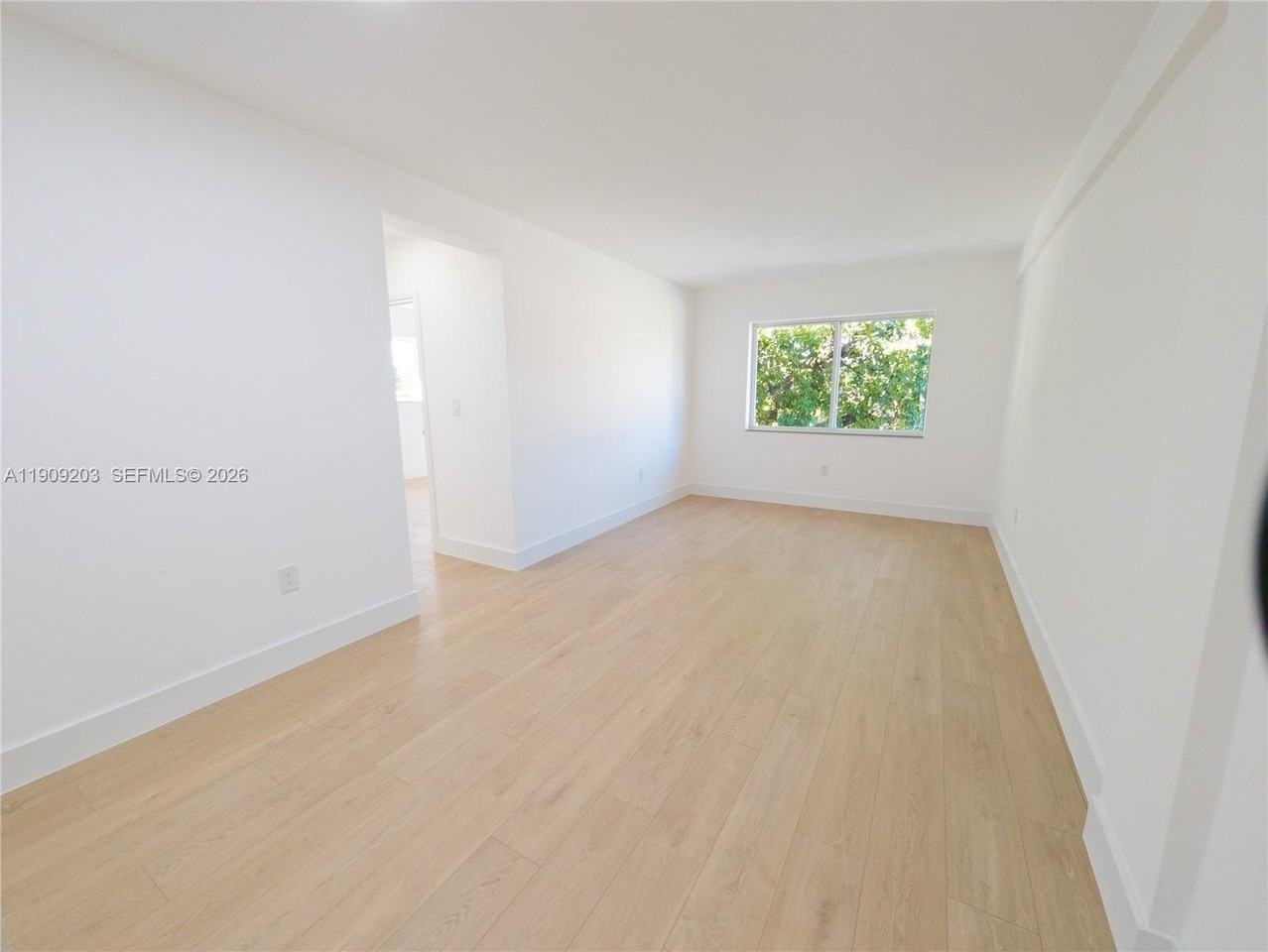 2000 Nw 29th St #1 - Photo 3 of 7