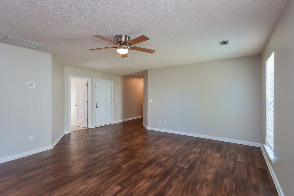 2054 Boatswain Dr - Photo 3 of 16