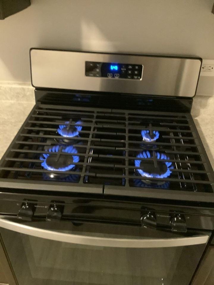 7656 S Ingleside Ave - Photo 7 of 10