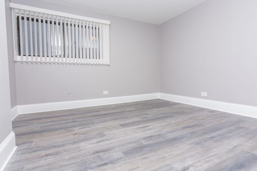 7620 S Stewart Ave - Photo 4 of 6