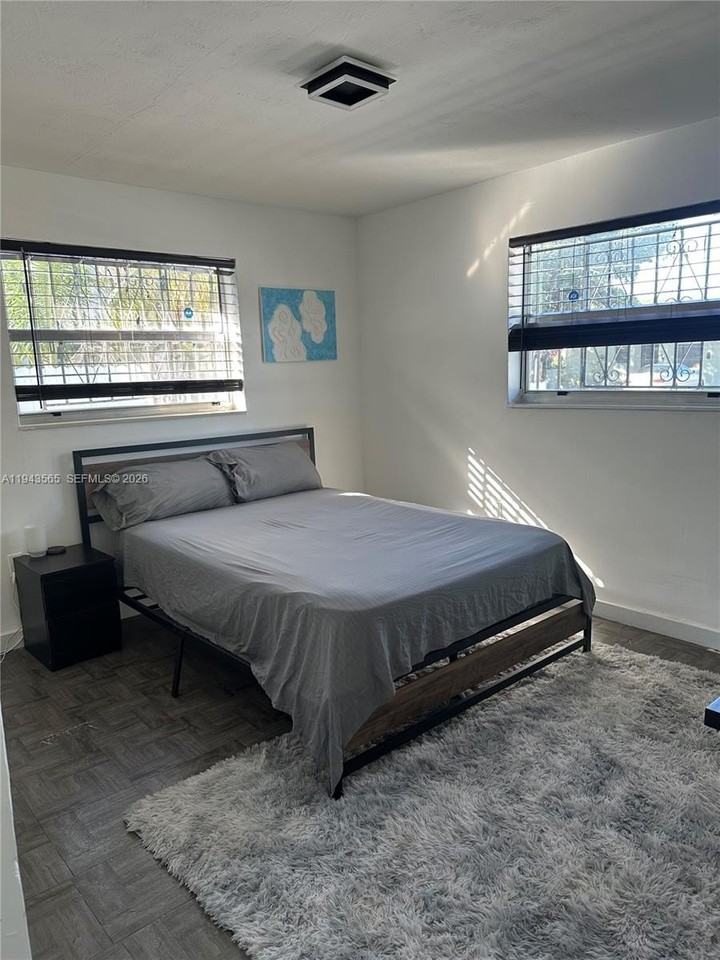 812 Nw 55th Ter #812 - Photo 5 of 10