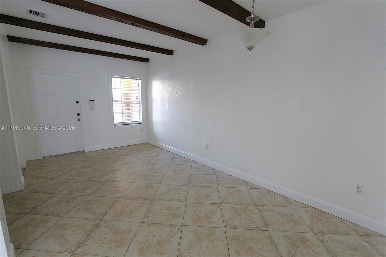 9274 Sw 220th Ter #9274 - Photo 4 of 24