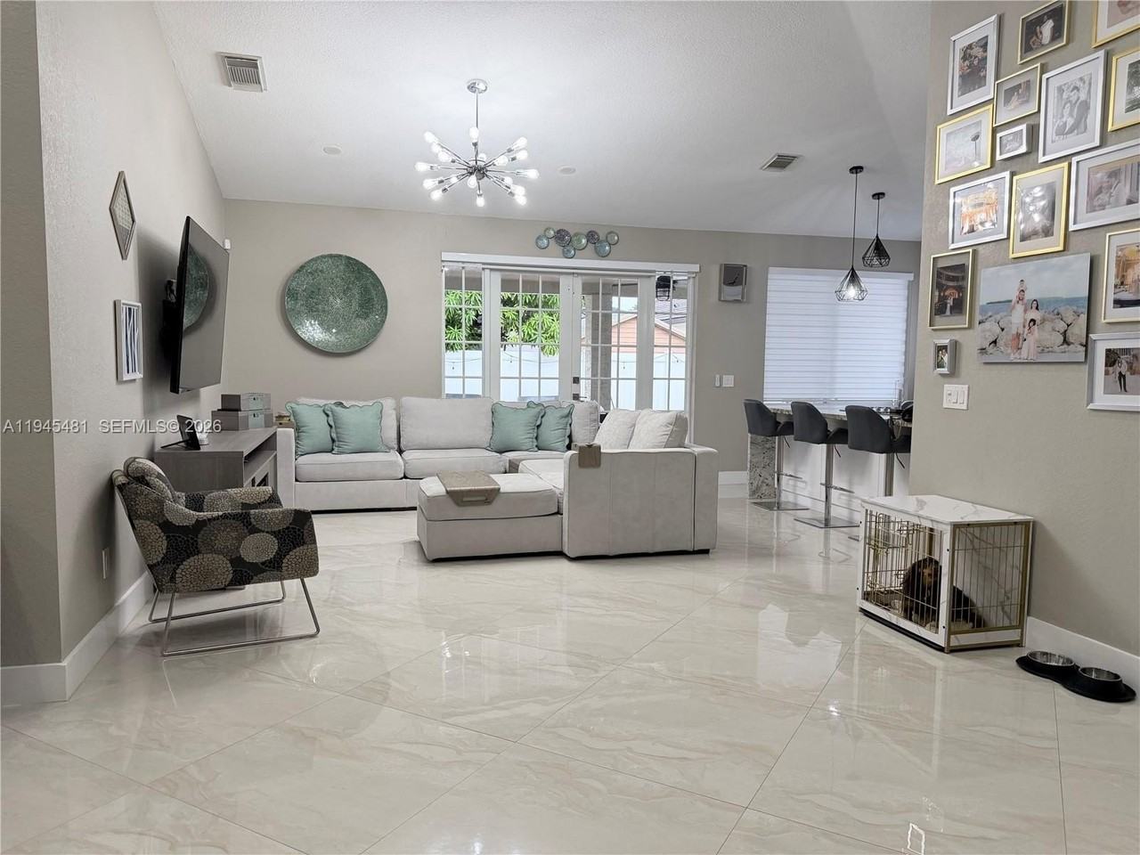 8737 Nw 168th Ln - Photo 6 of 38