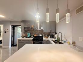 10417 Nw 129th St #B - Photo 1 of 1