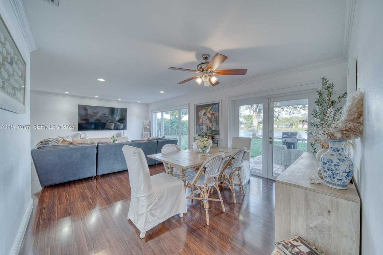 12620 Sw 114th Ave - Photo 7 of 37