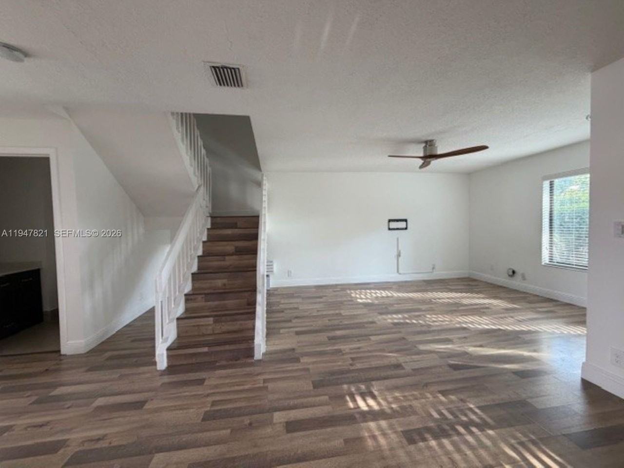 1617 Cypress Pointe Dr #1617 - Photo 5 of 19