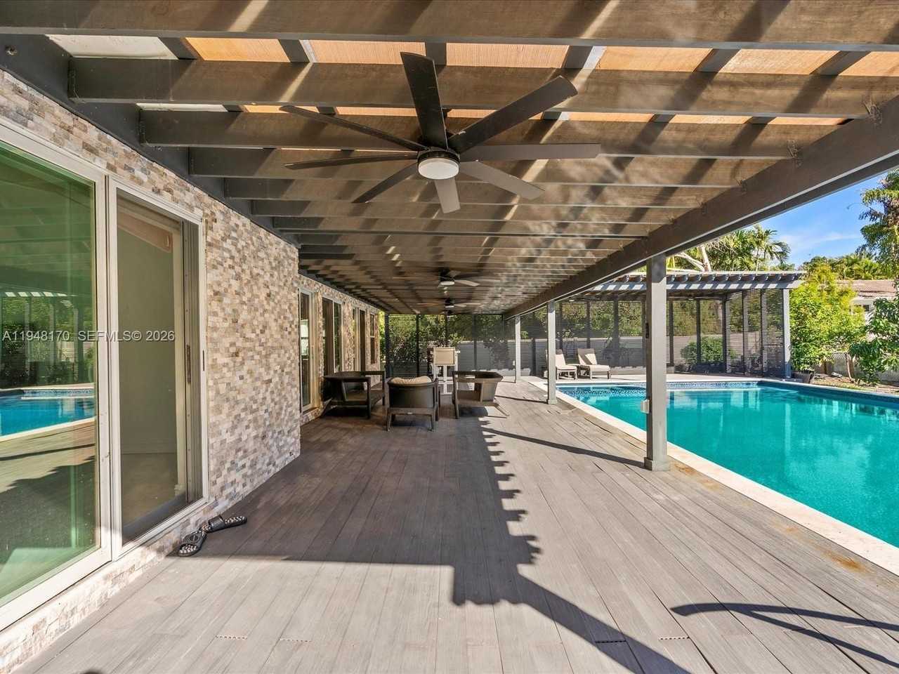 201 Golden Beach Dr - Photo 5 of 50