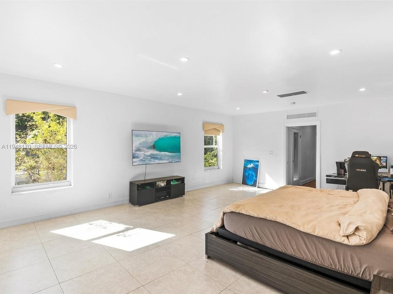 201 Golden Beach Dr - Photo 6 of 50