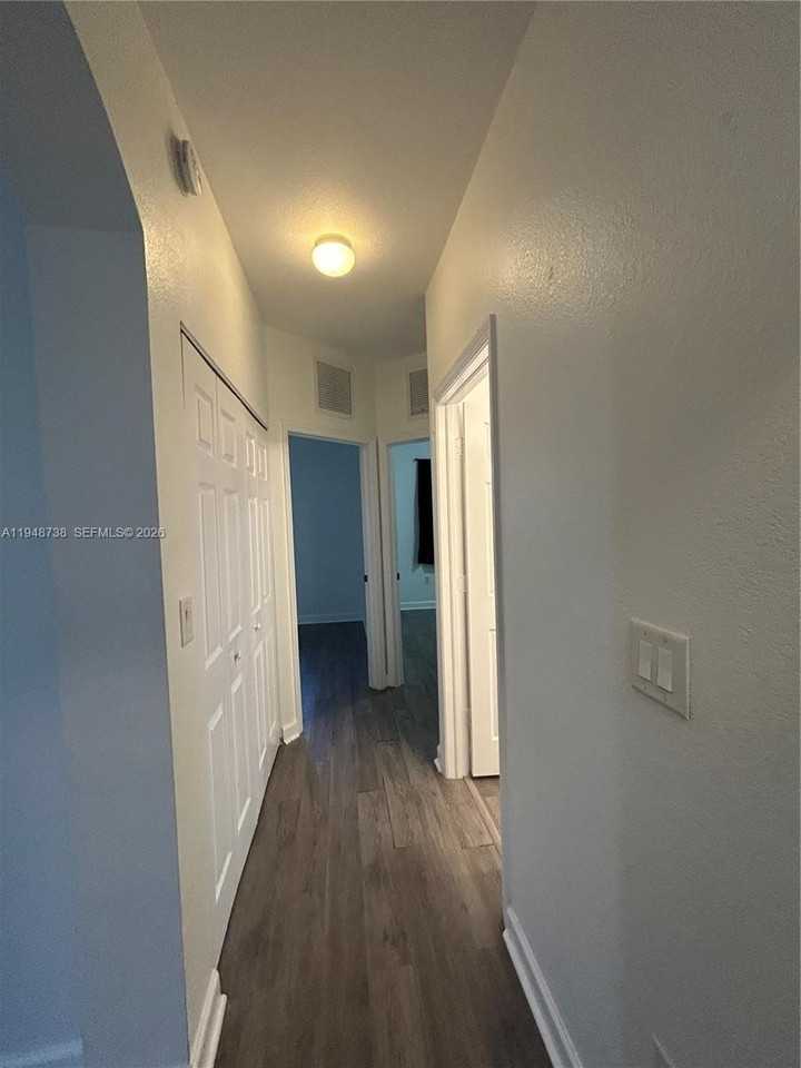 1720 Ne 33rd Ave #201-5 - Photo 6 of 18