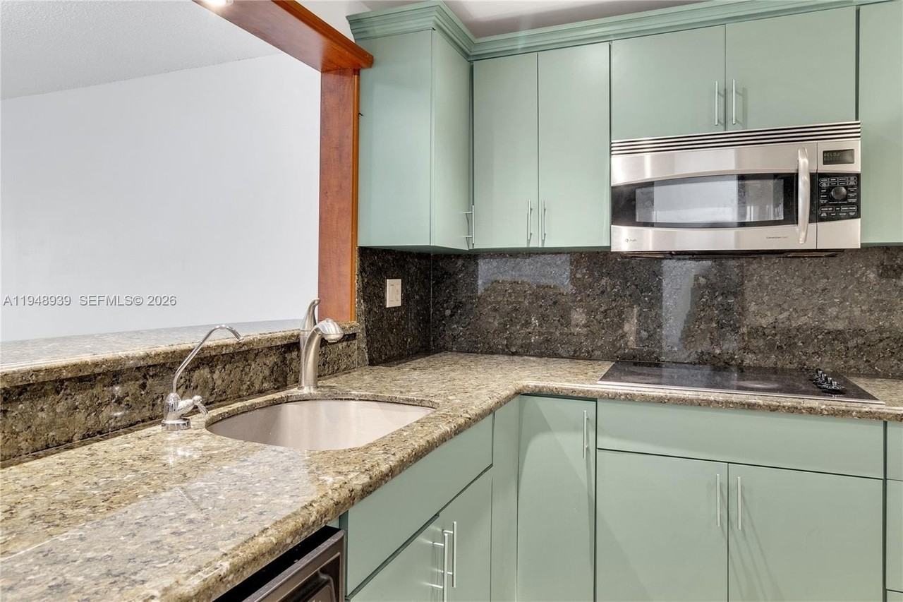 11273 Sw 88th St #116J - Photo 3 of 14