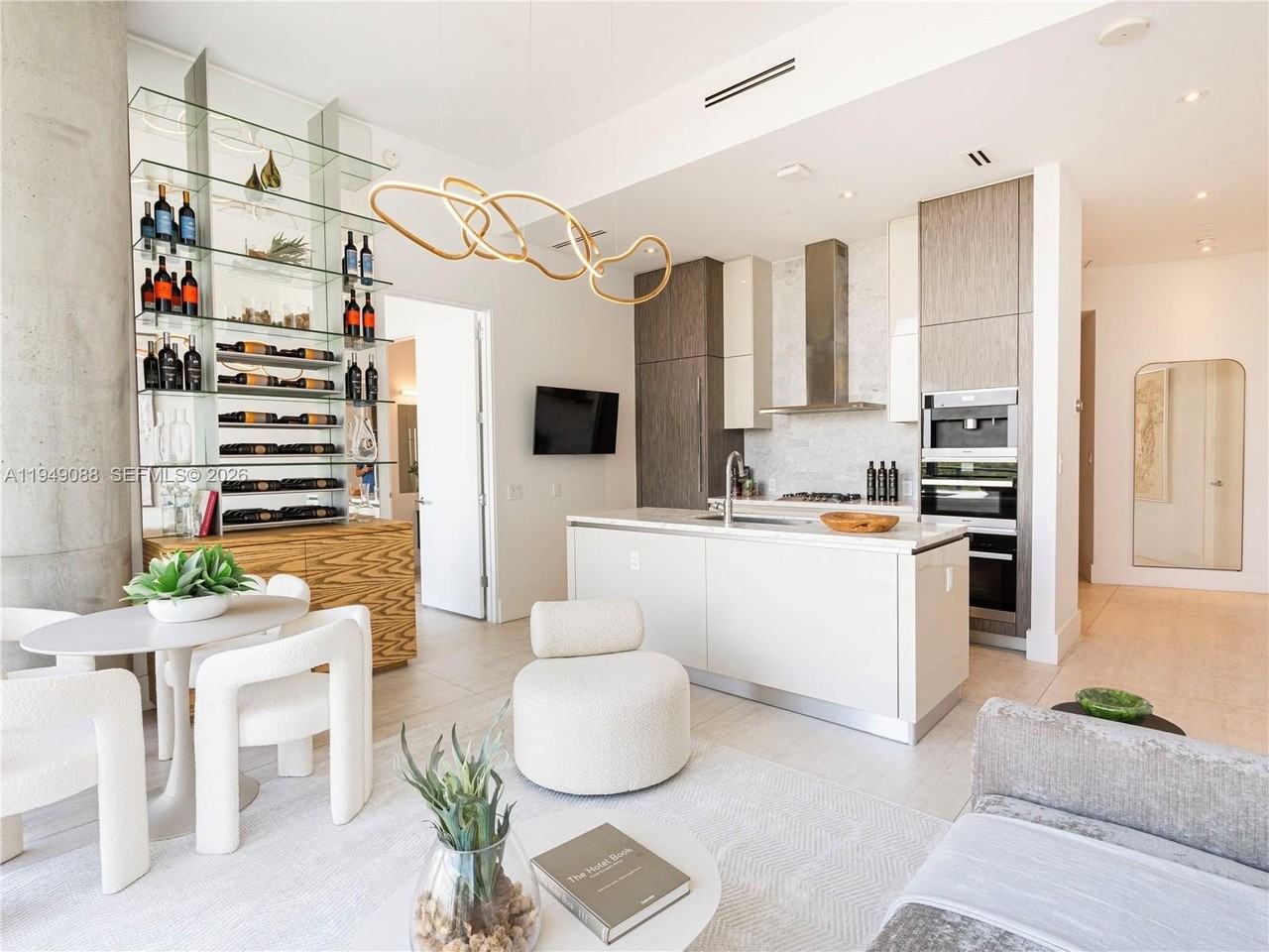 2669 S Bayshore Dr #804N - Photo 2 of 41