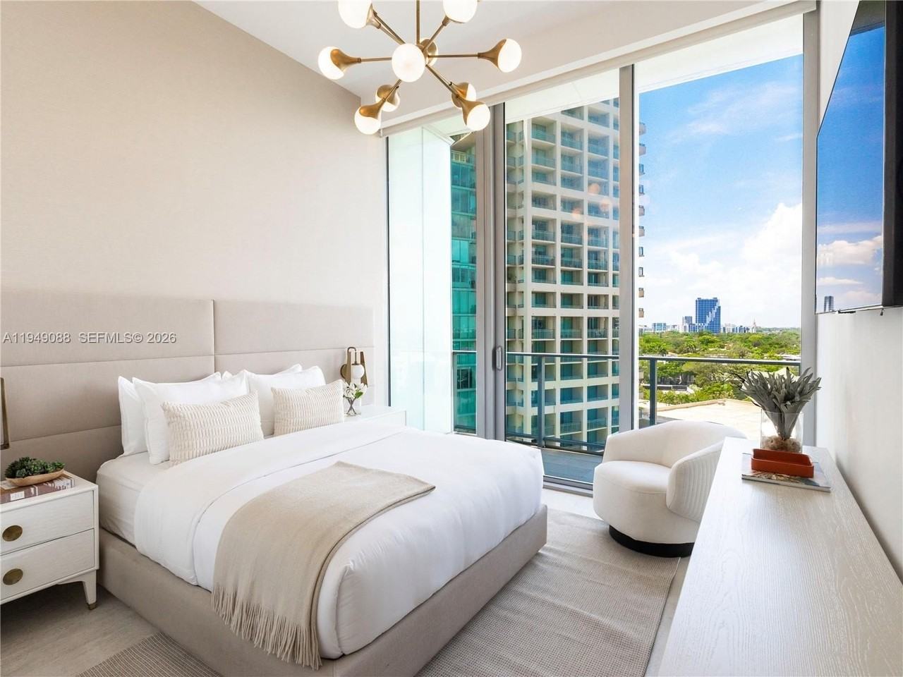 2669 S Bayshore Dr #804N - Photo 4 of 41