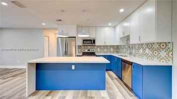 featured image of 1050 Sw 11th St #1052