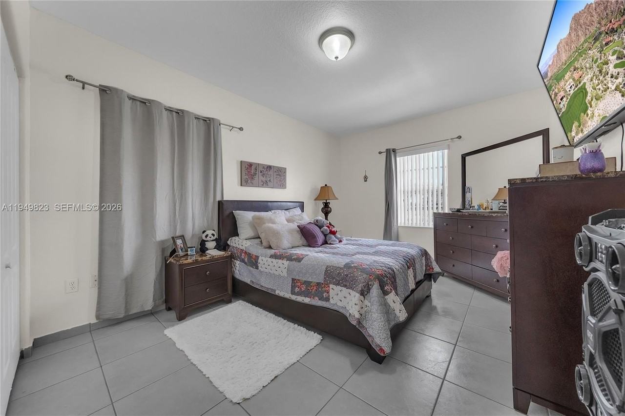 7567 N Augusta Dr - Photo 4 of 15