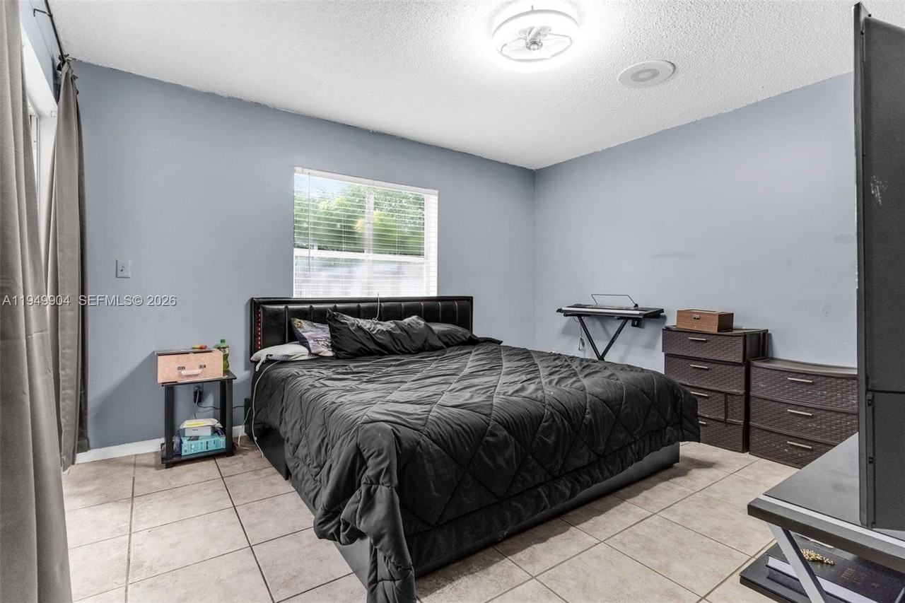 24938 Sw 128th Path - Photo 6 of 8