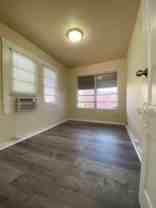 1011 Sw 5th St #2 - Photo 1 of 1
