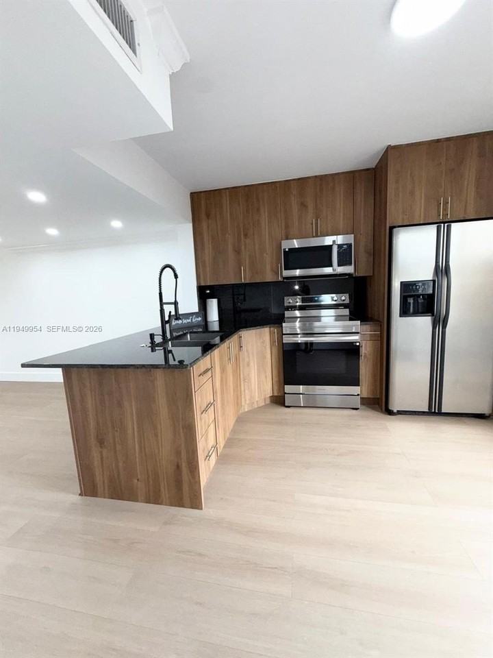 8255 Nw 6th Ter #228 - Photo 7 of 18