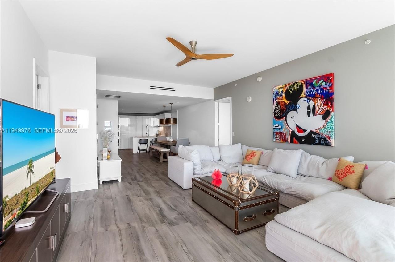 10201 Collins Ave #605 - Photo 7 of 21