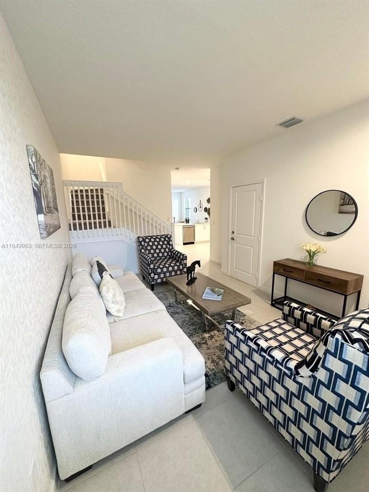 13403 Sw 287th Ter - Photo 3 of 40