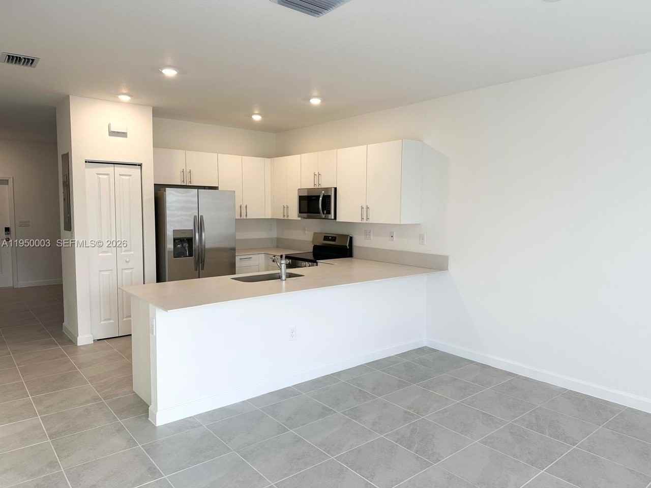 26824 Sw 121st Ave - Photo 7 of 24