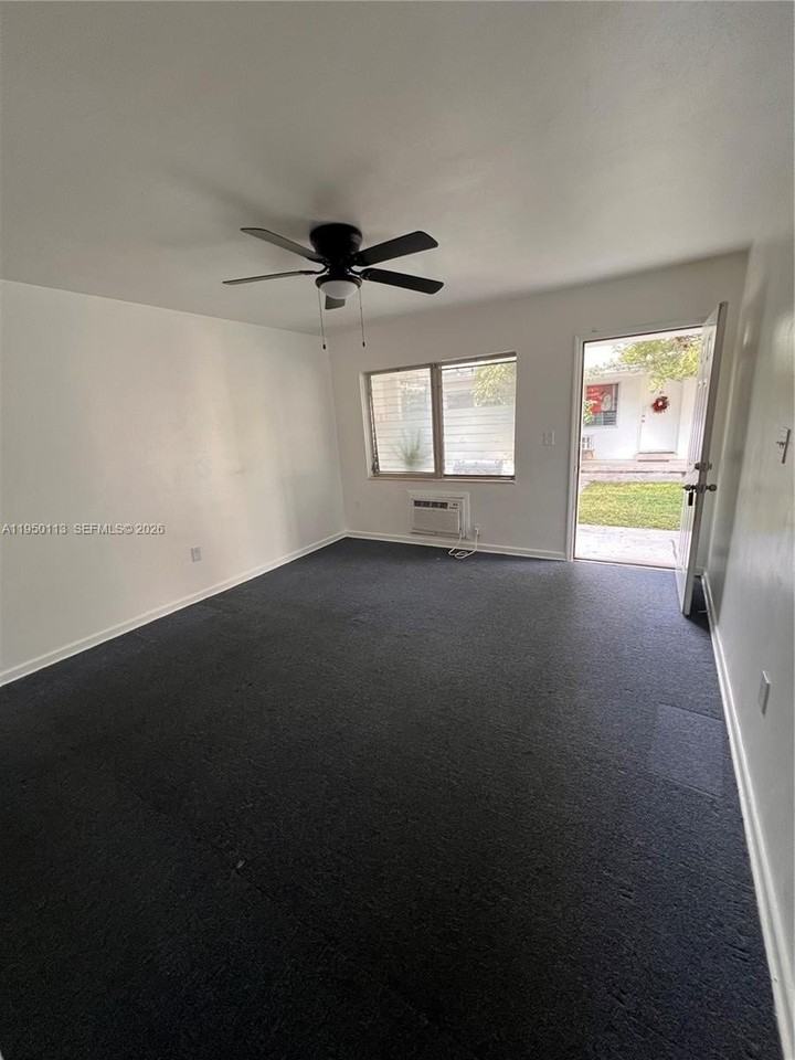 1946 Ne 167th St #3A - Photo 7 of 9