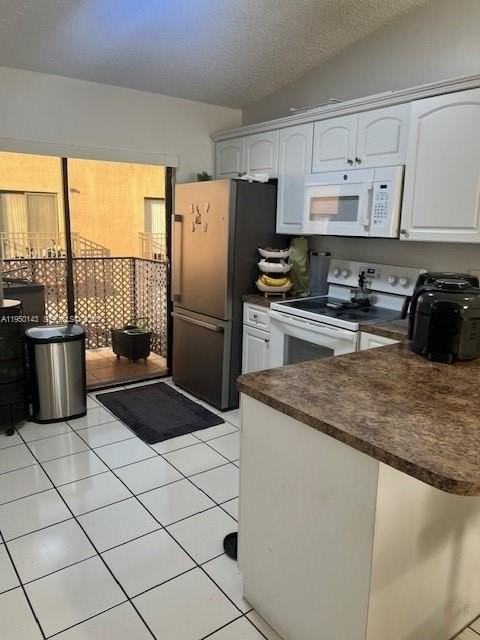 2815 W 76th St #202-17 - Photo 3 of 10