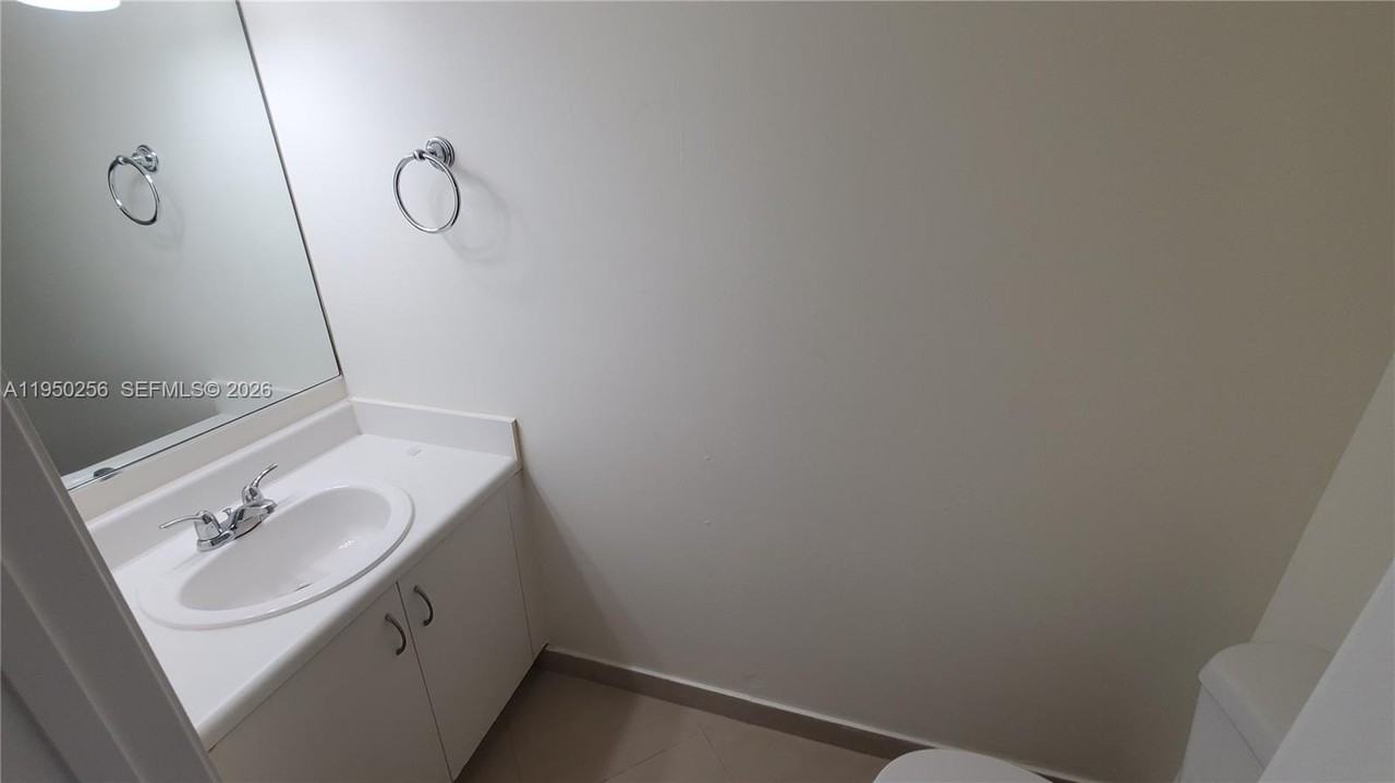 1611 Sorrento Dr - Photo 7 of 29