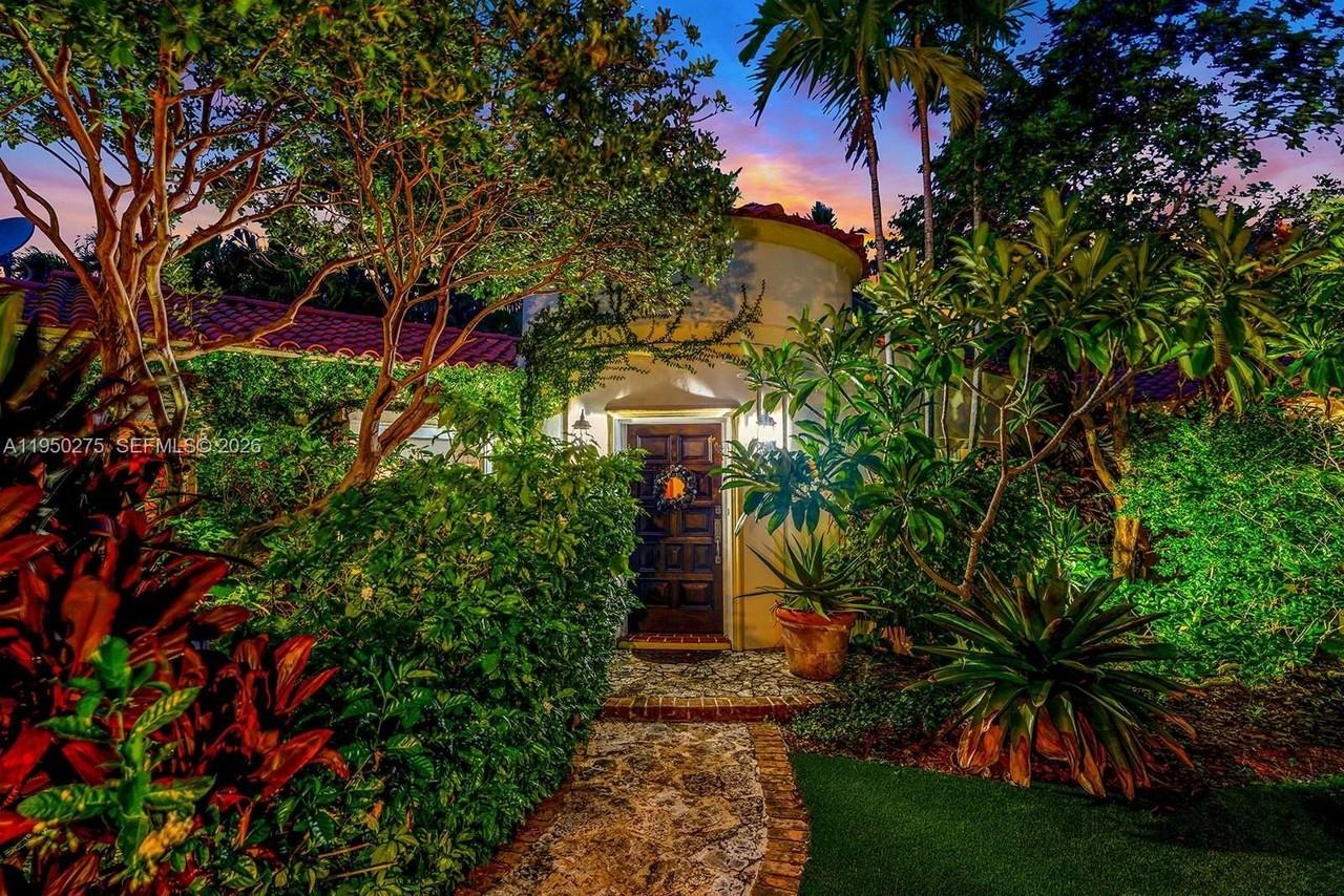 3701 Chase Ave - Photo 6 of 27