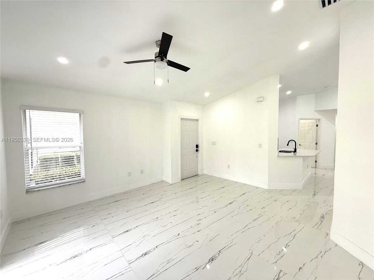 8989 Nw 53rd St - Photo 2 of 18