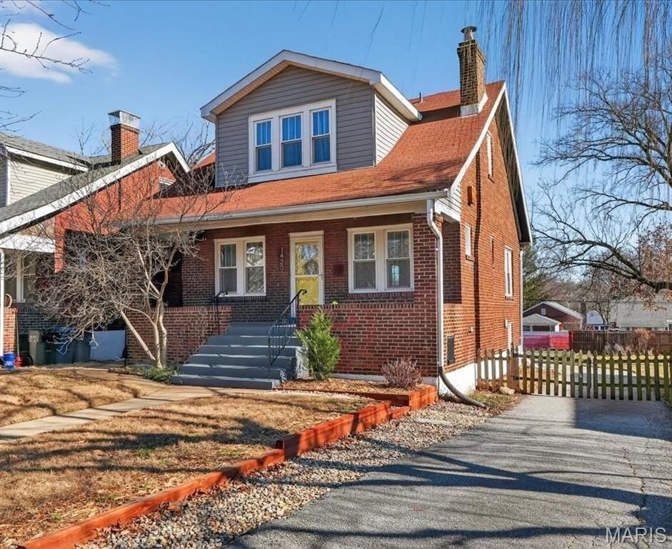 1420 Bredell Ave - Photo 2 of 37