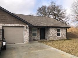 featured image of 223 Cedar Cir #B