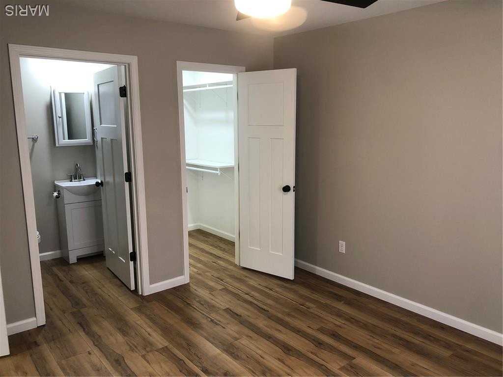 223 Cedar Cir #B - Photo 6 of 9