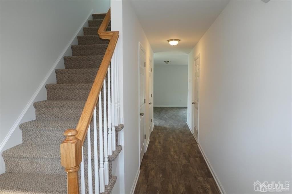 381A Highland St - Photo 3 of 23