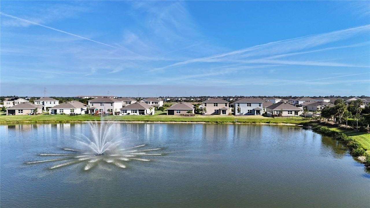 12537 Night View Dr - Photo 2 of 50