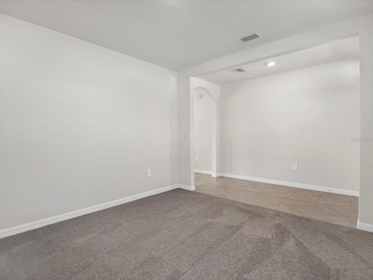 12537 Night View Dr - Photo 7 of 50