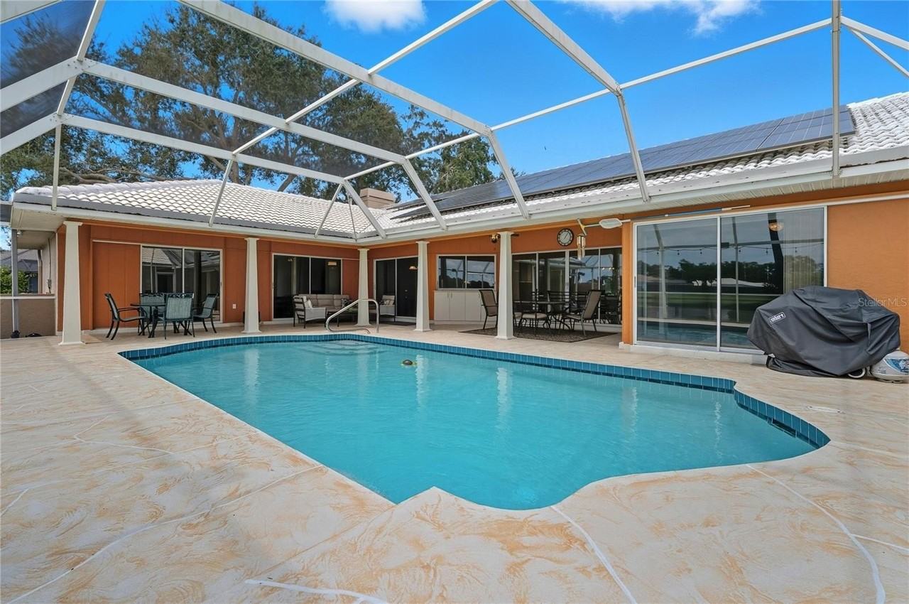 1447 Gleneagles Dr - Photo 6 of 50