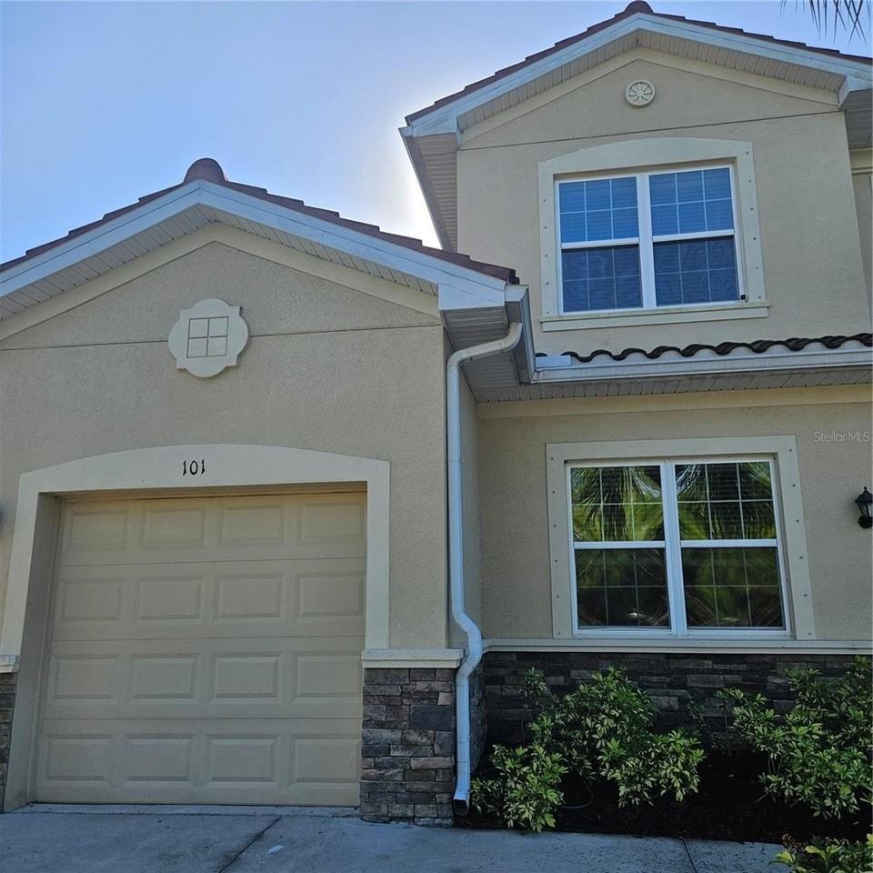 8259 Enclave Way #101 - Photo 2 of 35