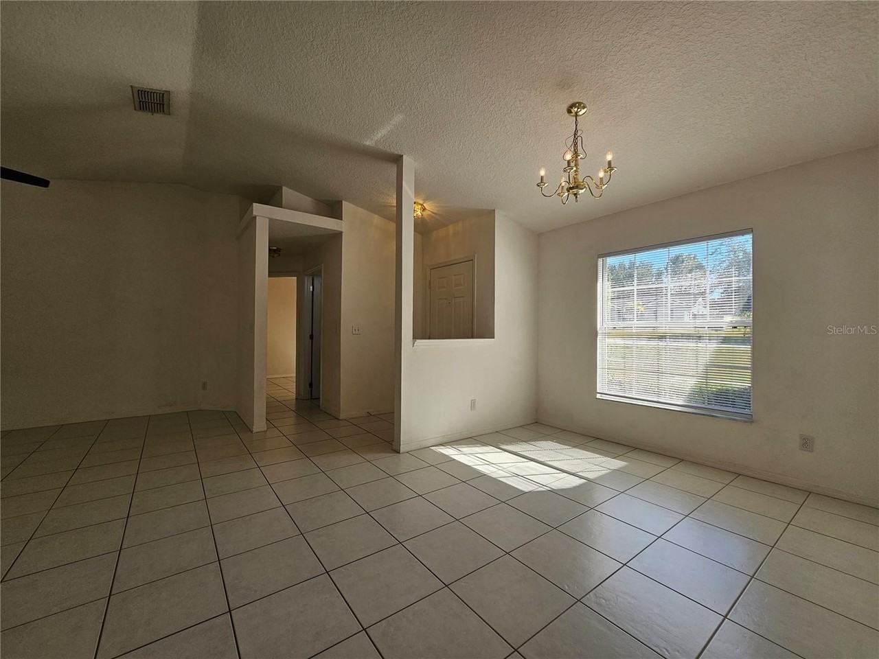 13305 Pinyon Dr - Photo 4 of 19