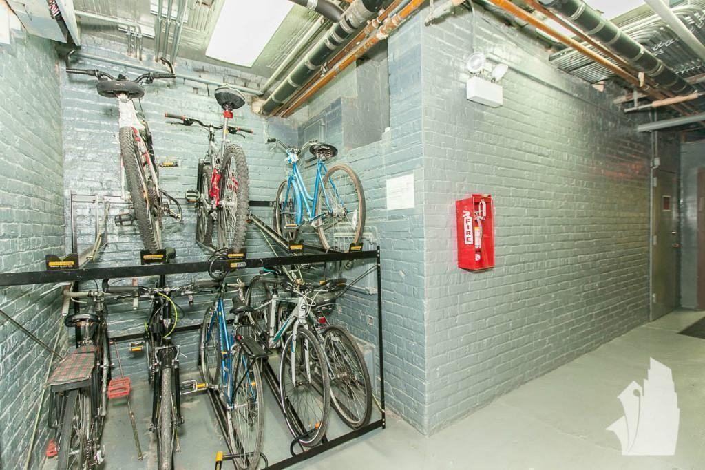 4735 N Beacon St #303 - Photo 7 of 7