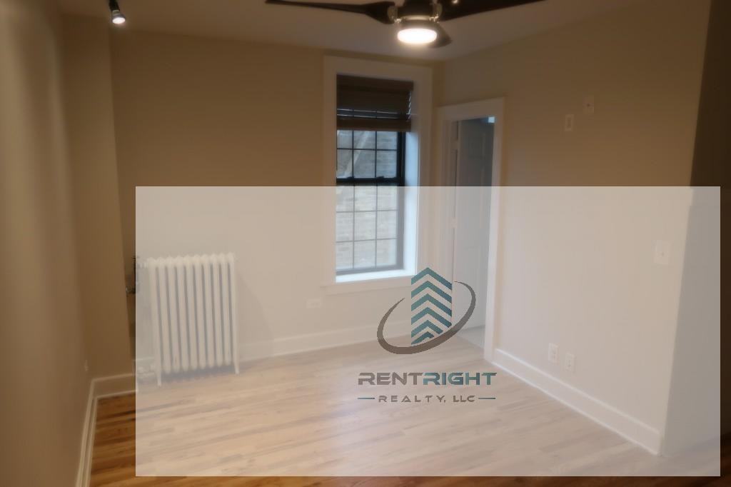 4526 N Sheridan Rd #304 - Photo 7 of 20