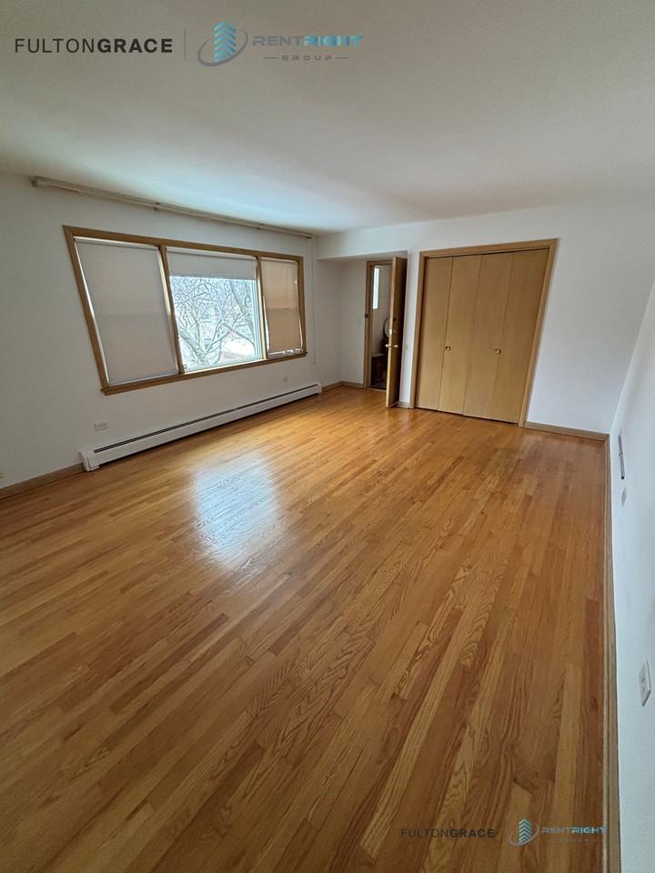 5443 N Sayre Ave #3S - Photo 2 of 15