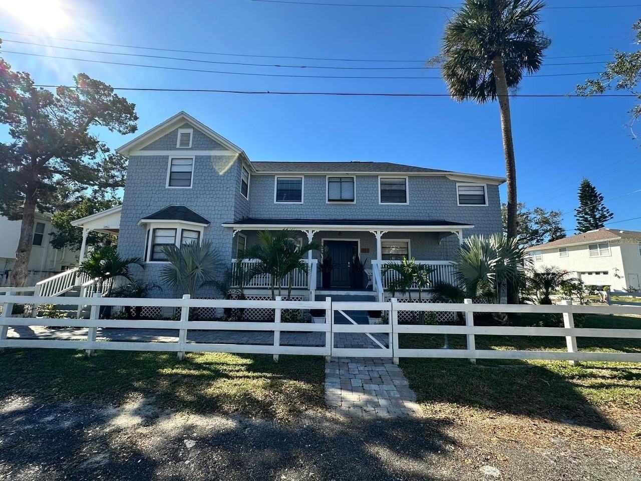 244 Lexington Dr - Photo 2 of 50