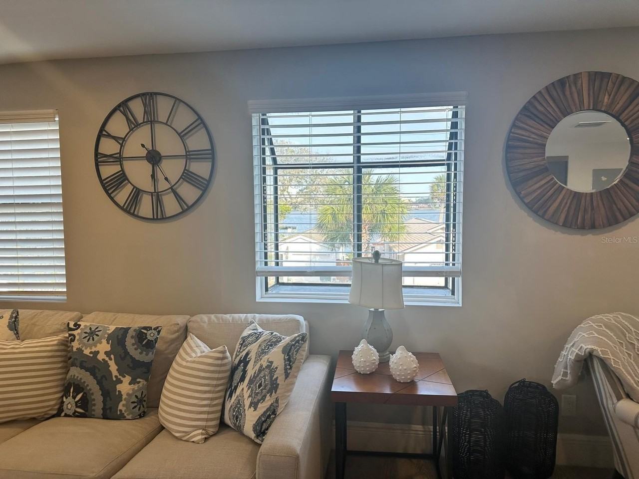 244 Lexington Dr - Photo 3 of 50