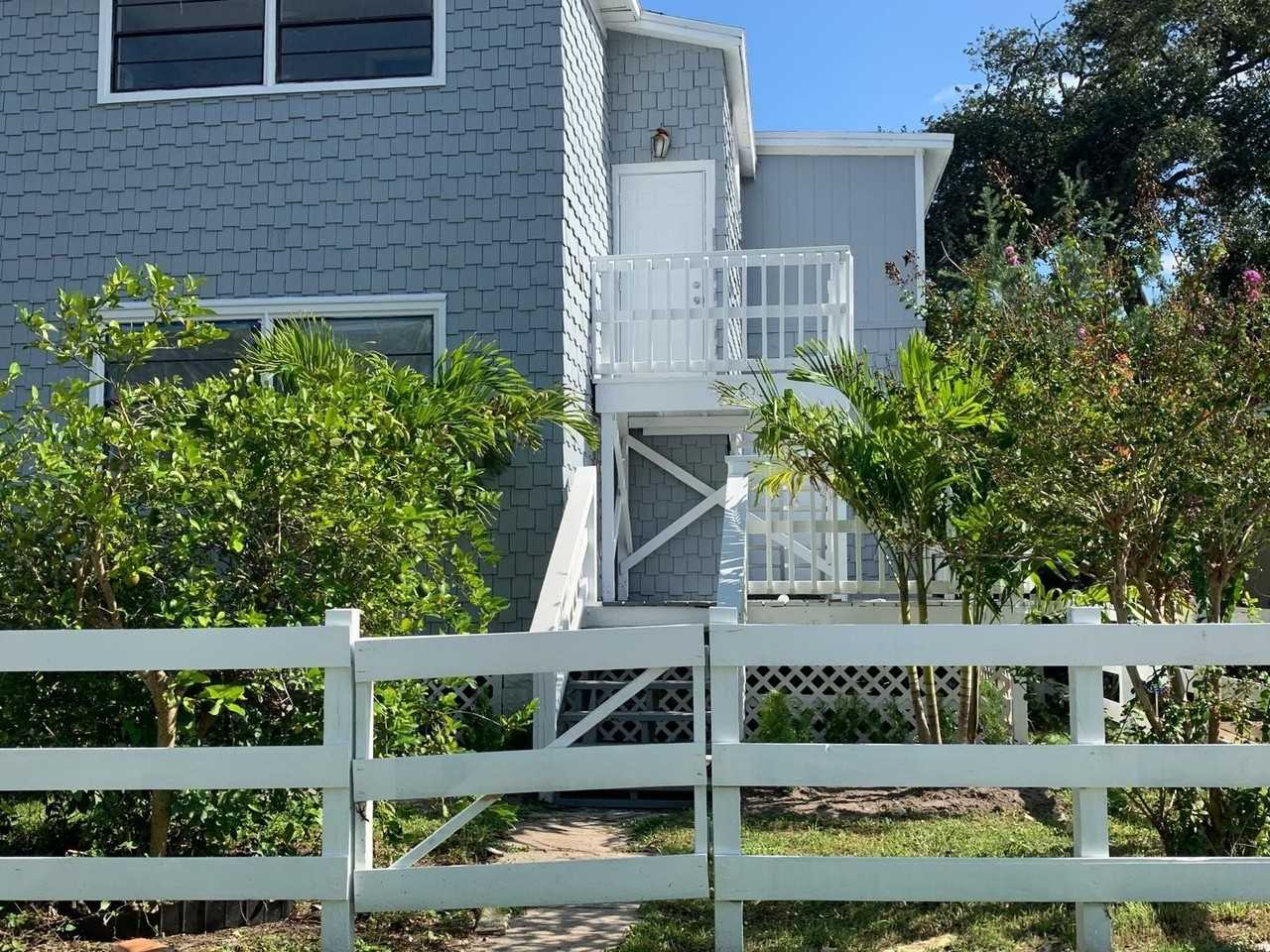 244 Lexington Dr - Photo 5 of 50